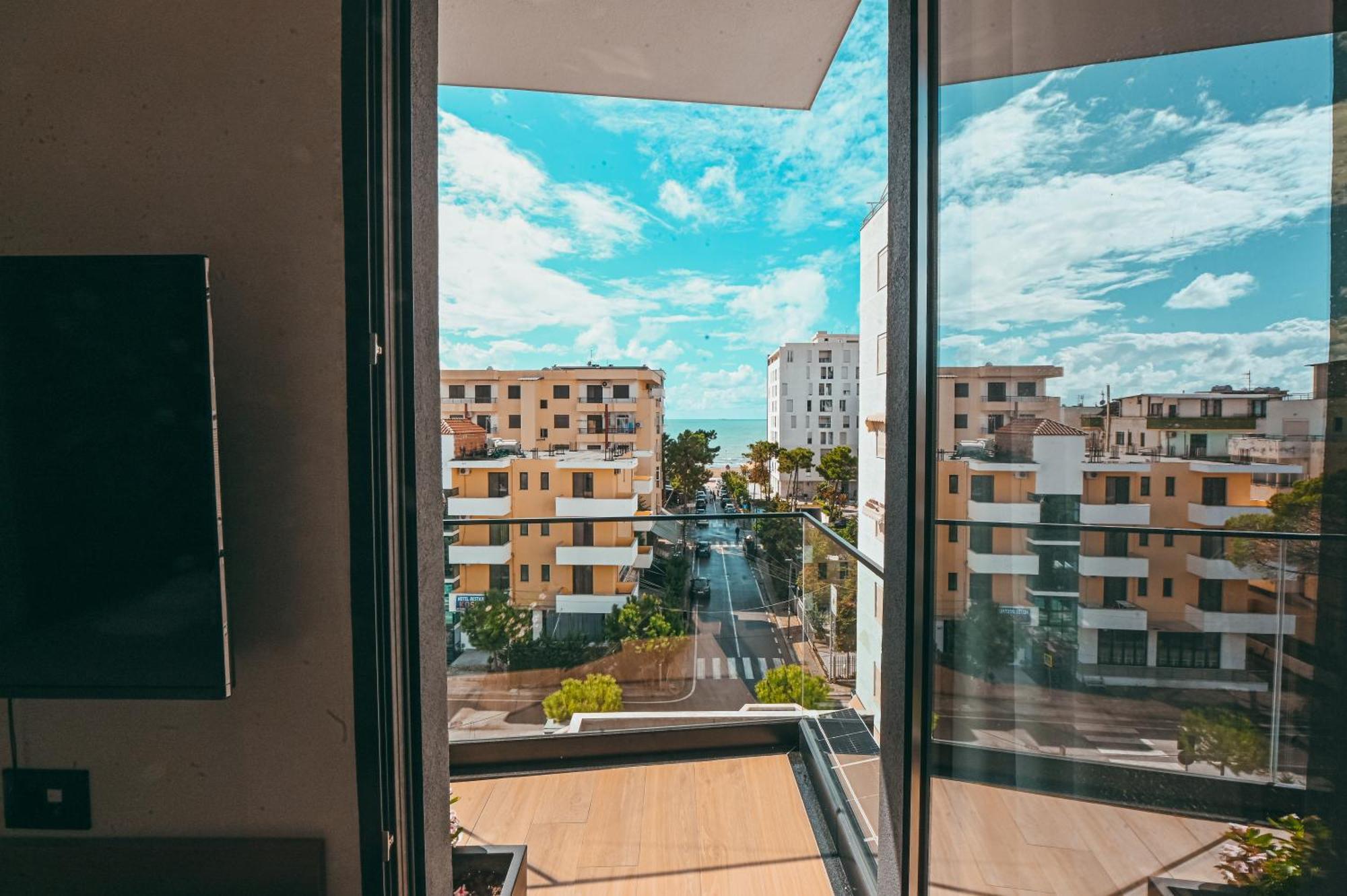 La Onda Hotel Durrës Extérieur photo