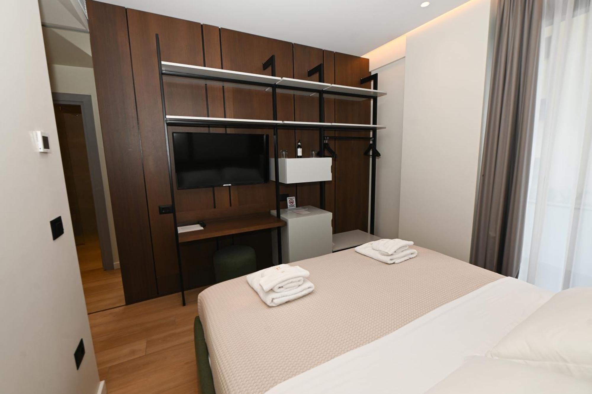 La Onda Hotel Durrës Extérieur photo