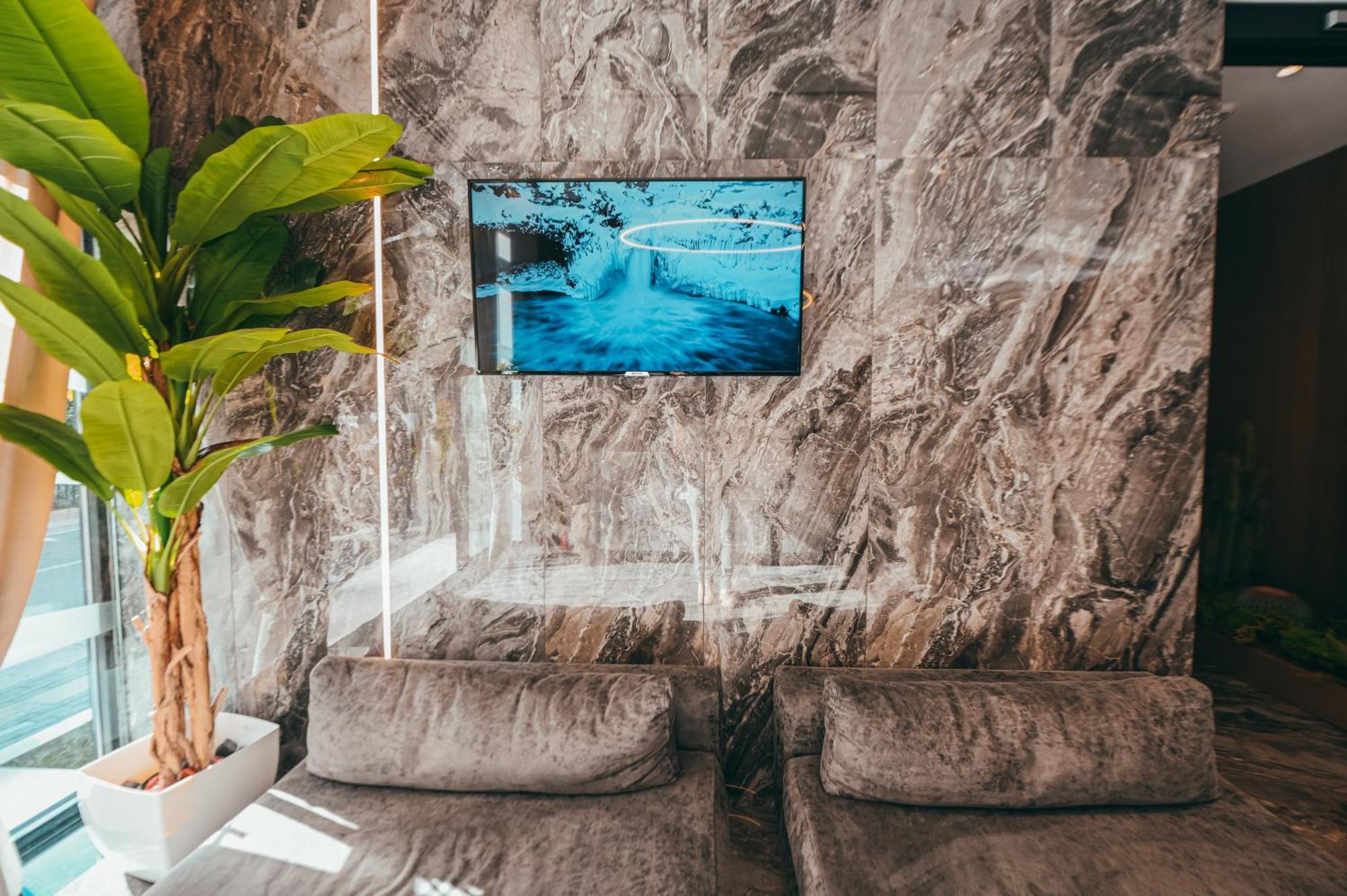 La Onda Hotel Durrës Extérieur photo